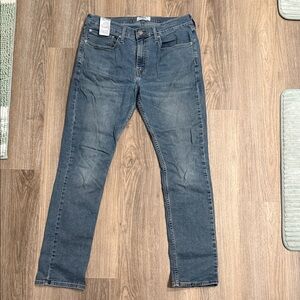 Denizen from Levi's Slim Straight Jeans in Medium Blue Wash